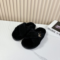 Louis Vuitton Slippers